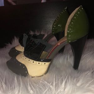 Women’s heels sz 6.5